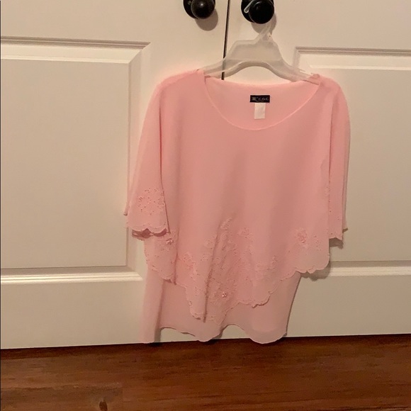 Skirt and blouse - Picture 3 of 3